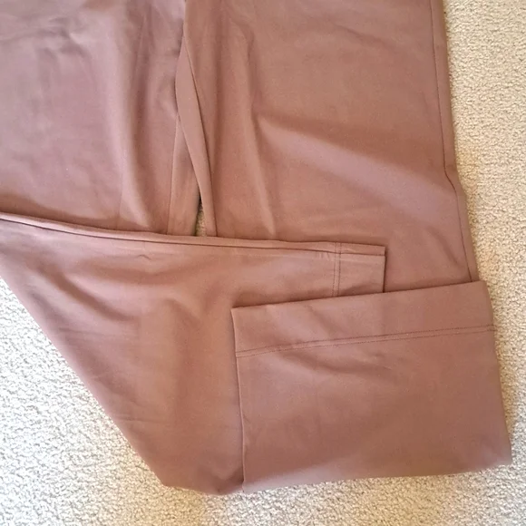 LARGE HALARA HIGH WAISTED BUTTON STRAIGHT LEG CASUAL PANT - Picture 6 of 8